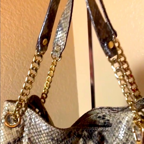 Michael Kors Python🐍Leather Amazing Condition Chain Straps won’t Tarnish - Picture 3 of 12